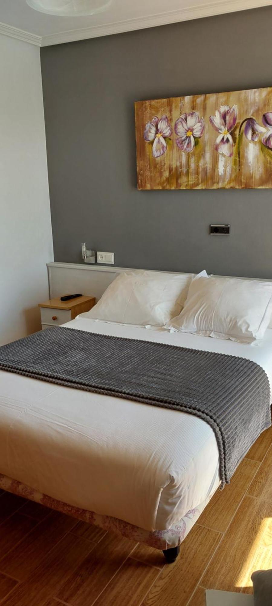 Hotel La Casa Del Abuelo タピア・デ・カサリエゴ エクステリア 写真
